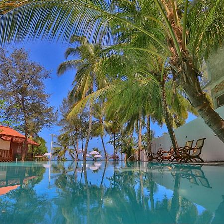 Arugambay Podbay Hotel Baía de Arugam Exterior foto