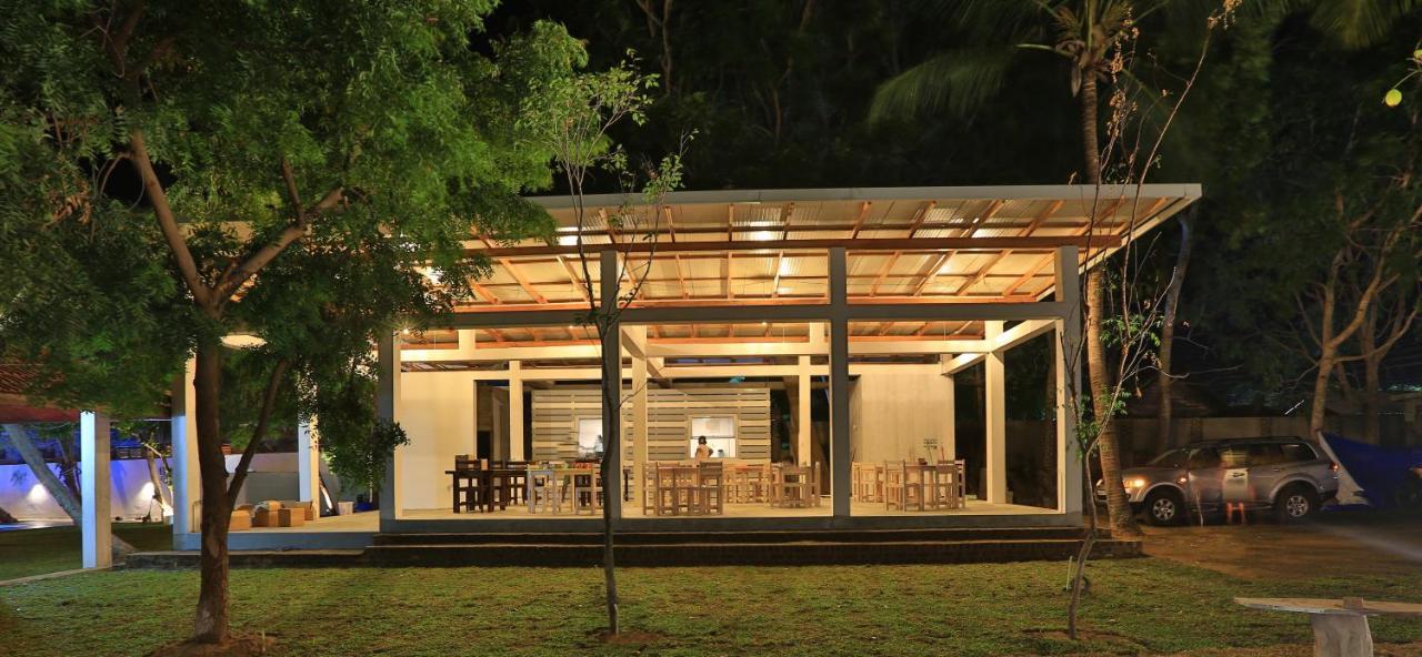 Arugambay Podbay Hotel Baía de Arugam Exterior foto