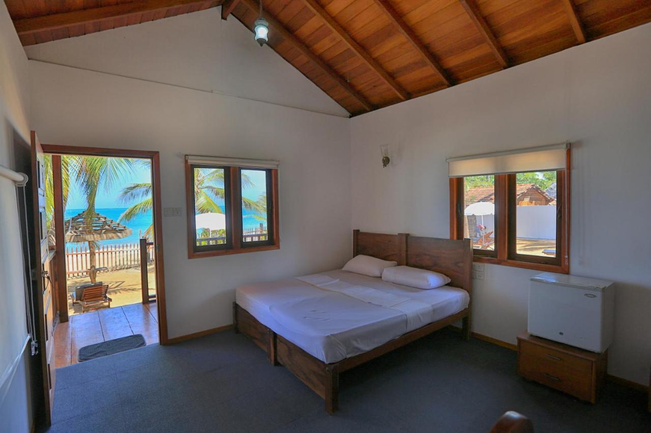 Arugambay Podbay Hotel Baía de Arugam Exterior foto