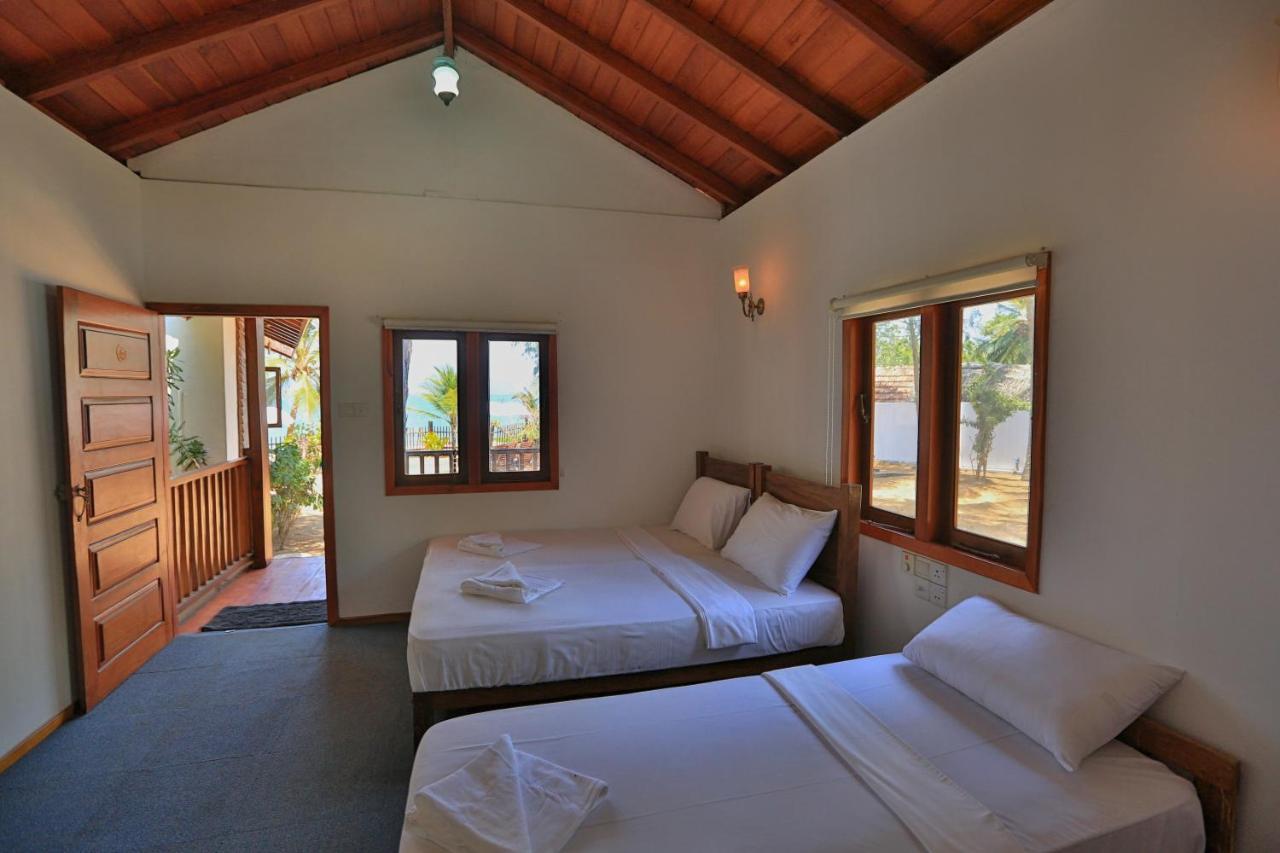 Arugambay Podbay Hotel Baía de Arugam Exterior foto
